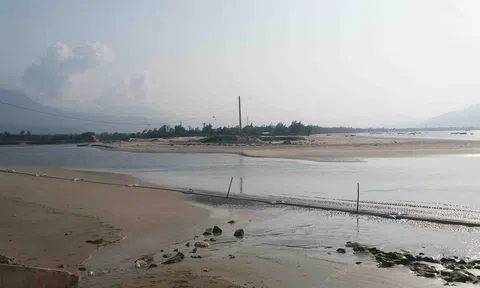 Thừa Thiên Huế: Cửa biển Lạch Giang bị bồi lấp nghiêm trọng do nạo vét chậm chạp